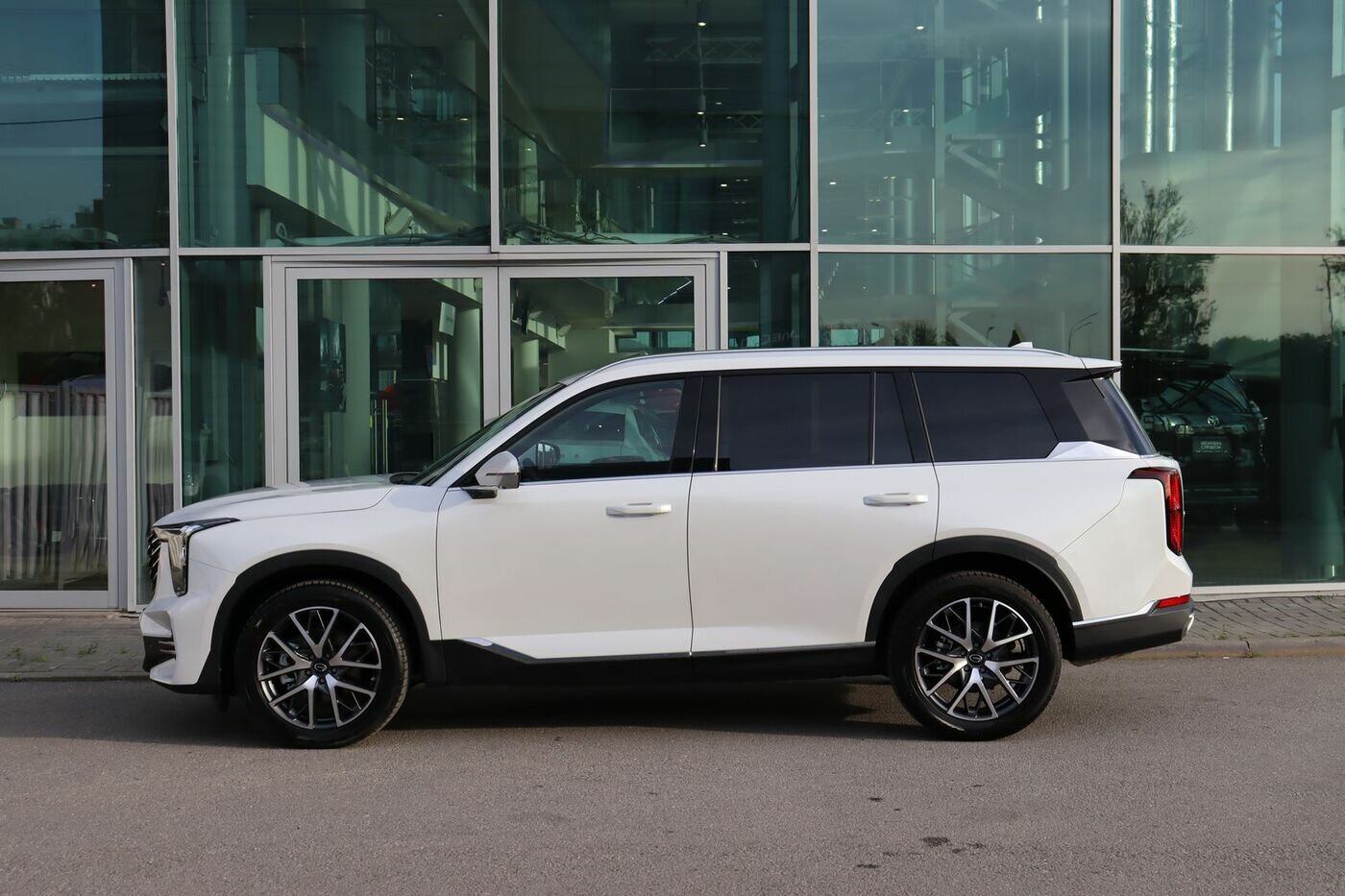 GAC, GS8, II 2.0 AT (231 л.с.) 4WD